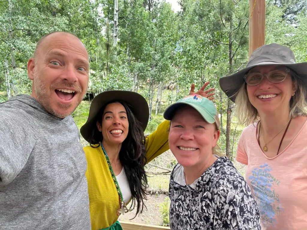 Group shot from La Tierra